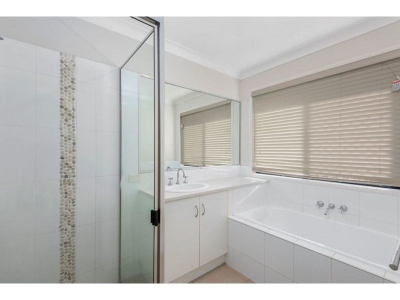 7 Coolana Court, Harristown QLD 4350