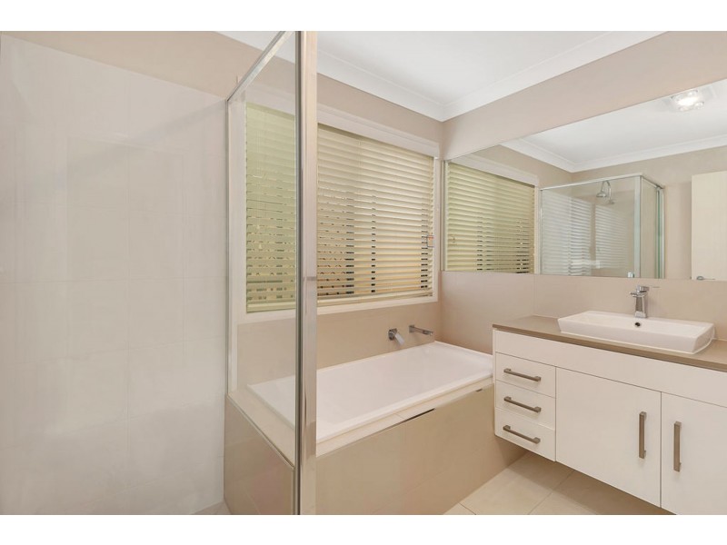 5/340 Hume Street, Centenary Heights QLD 4350