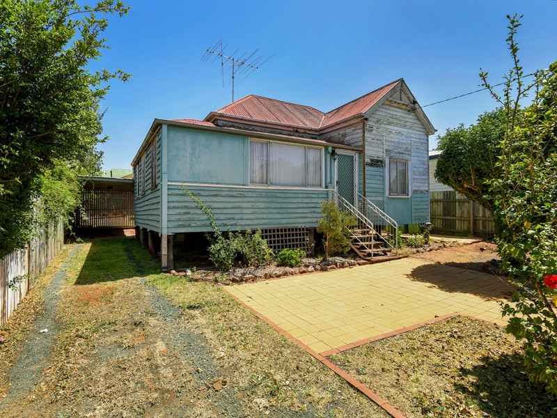 12 Netterville Street, East Toowoomba QLD 4350