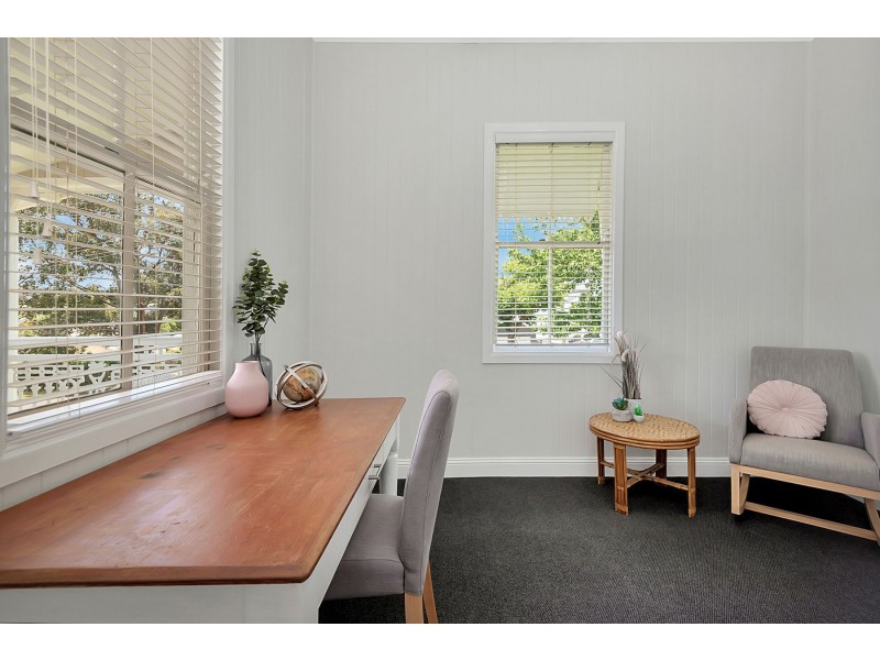 24 Seaton Street, South Toowoomba QLD 4350