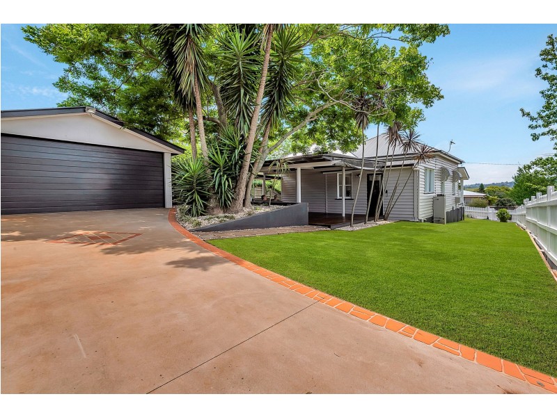 24 Seaton Street, South Toowoomba QLD 4350