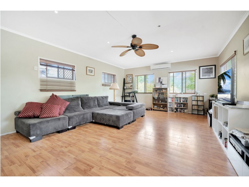 3 Cassia Street, Centenary Heights QLD 4350