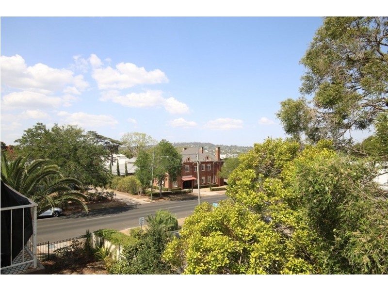 10/262 Margaret Street, Toowoomba City QLD 4350
