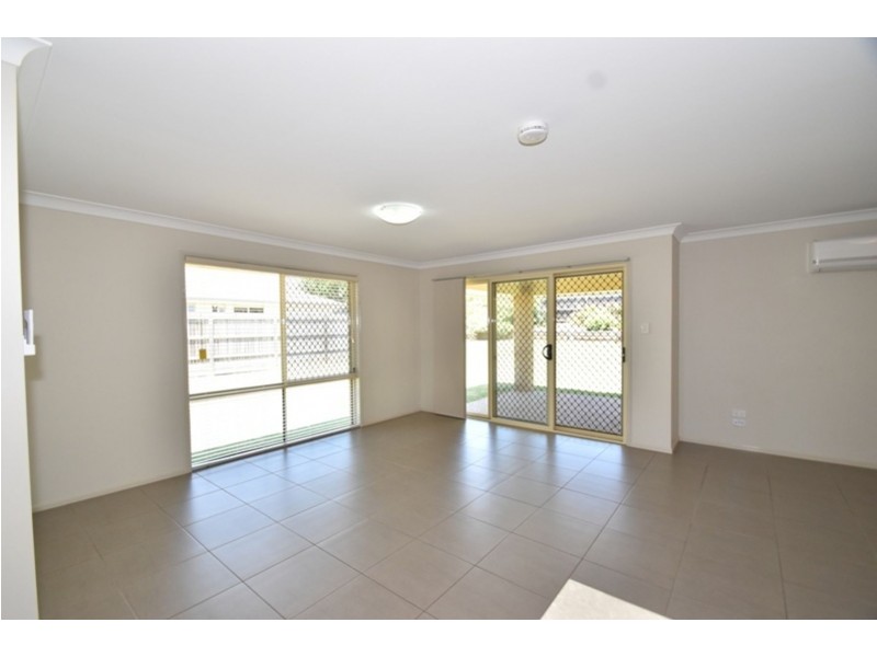 39 Honeyeater Drive, Highfields QLD 4352