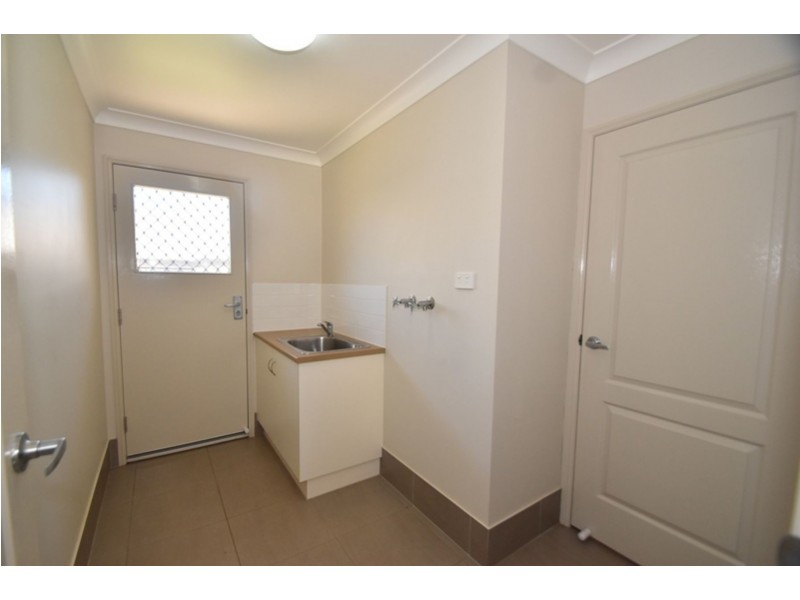 39 Honeyeater Drive, Highfields QLD 4352