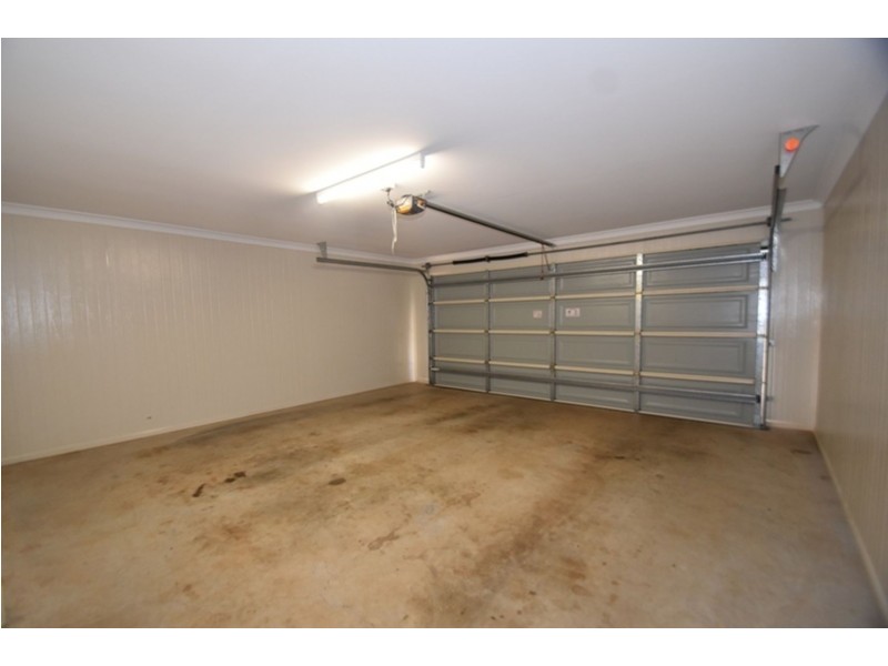 39 Honeyeater Drive, Highfields QLD 4352