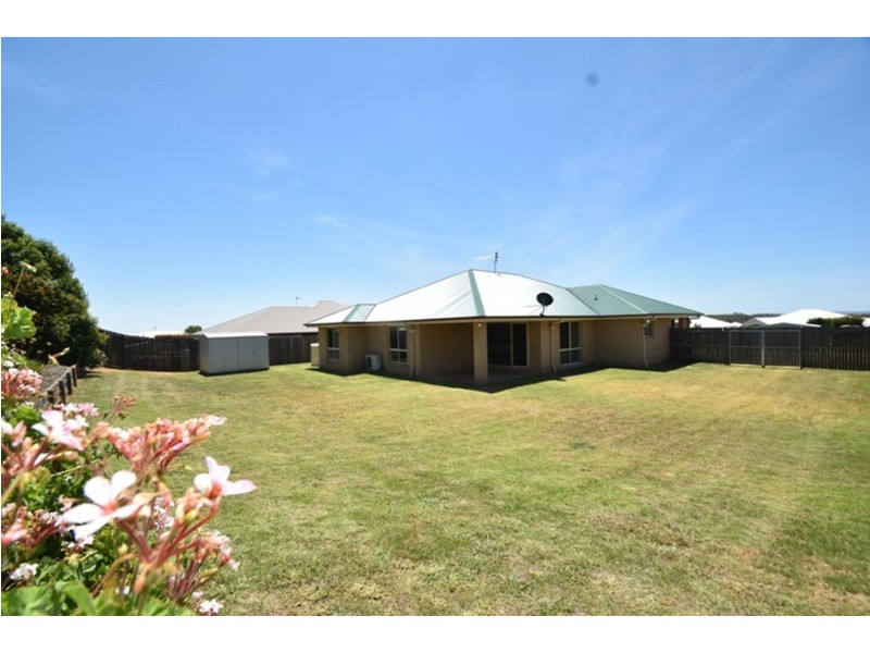 39 Honeyeater Drive, Highfields QLD 4352