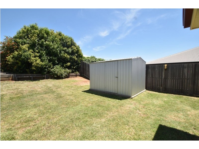 39 Honeyeater Drive, Highfields QLD 4352