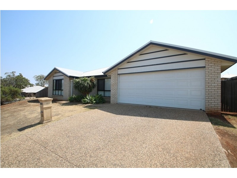 33 Wareena Crecent, Glenvale QLD 4350