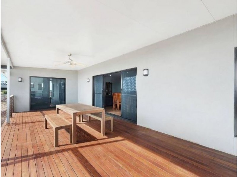 43 Hilltop Drive, Gowrie Junction QLD 4352