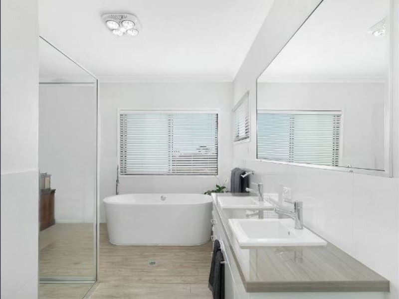 43 Hilltop Drive, Gowrie Junction QLD 4352