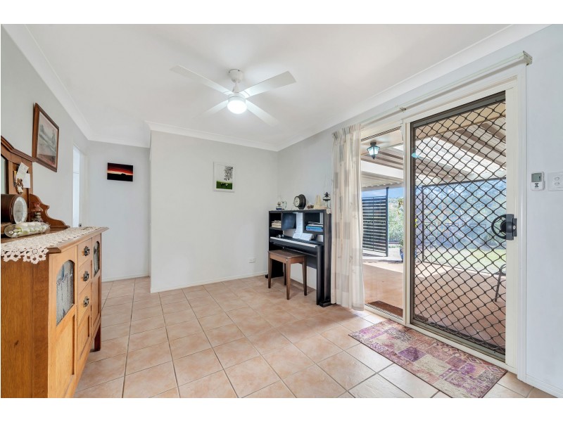 15 Delvue Crescent, Highfields QLD 4352