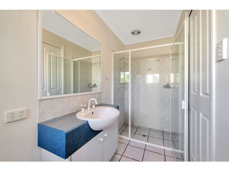 15 Delvue Crescent, Highfields QLD 4352