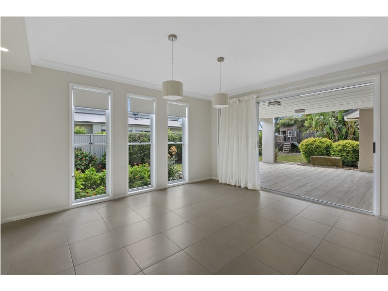 20 Fallon Drive, Middle Ridge QLD 4350