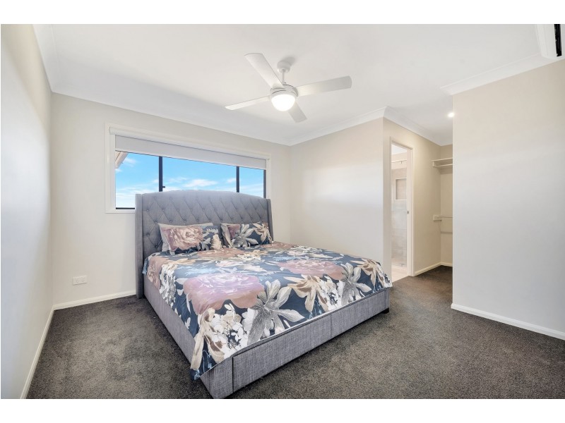 19 Kellett Drive, Westbrook QLD 4350