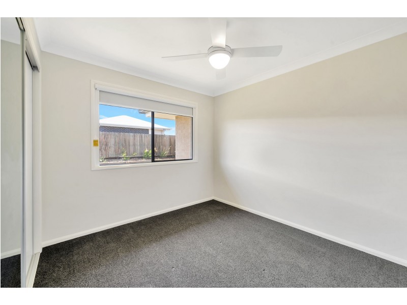 19 Kellett Drive, Westbrook QLD 4350