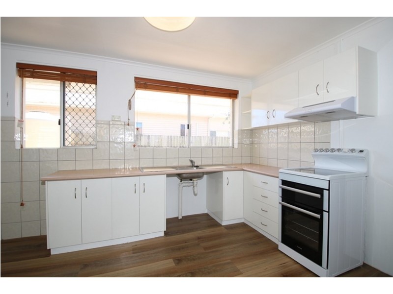 1/20 Swallow Court, Newtown QLD 4350