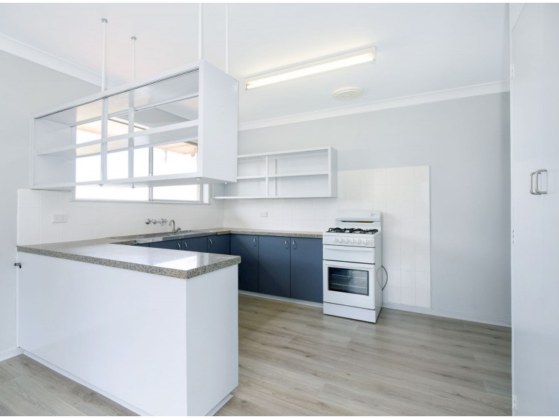 364 North Street, Wilsonton QLD 4350