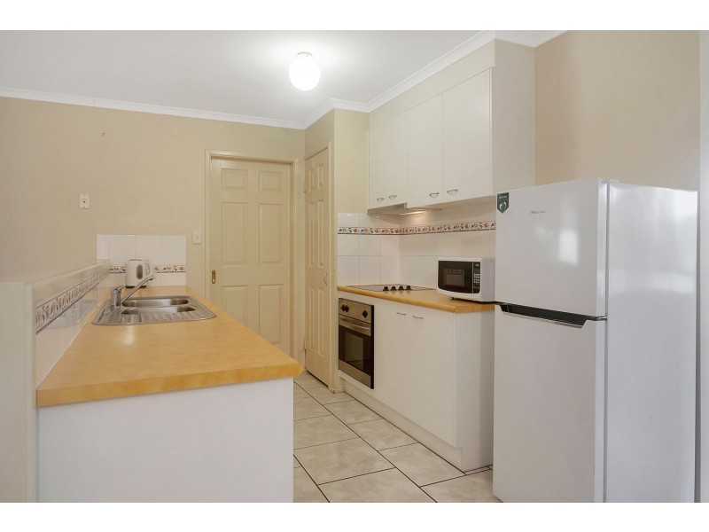 8 Fay Court, Kearneys Spring QLD 4350