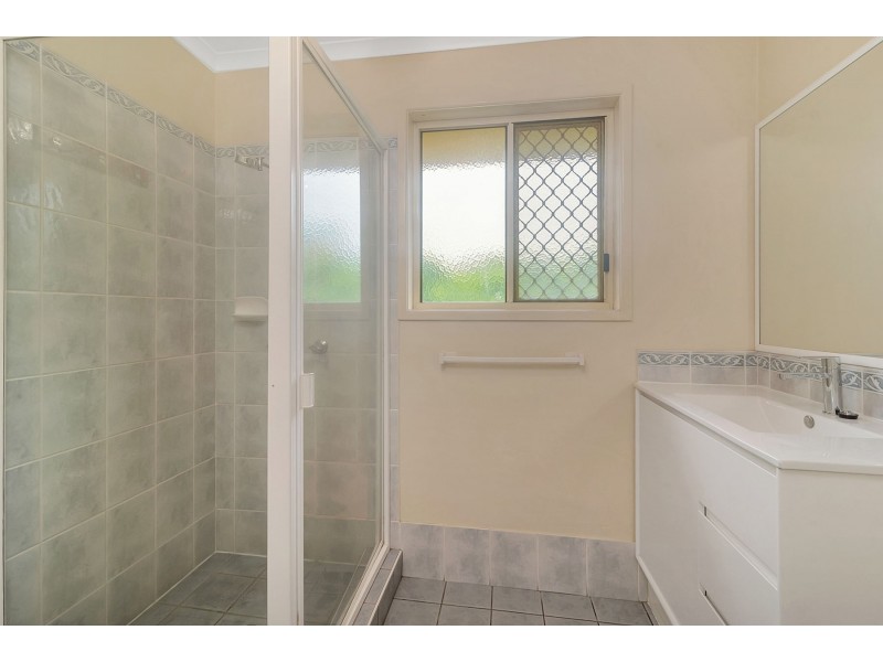 8 Fay Court, Kearneys Spring QLD 4350