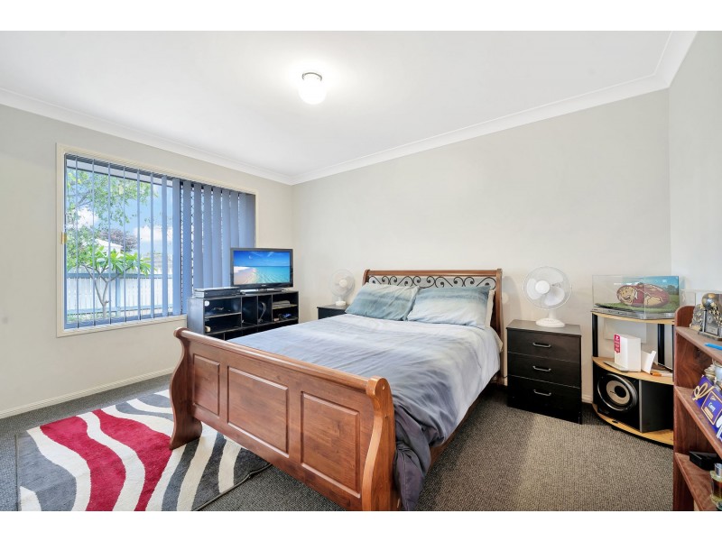 6 Tiley Street, Kearneys Spring QLD 4350