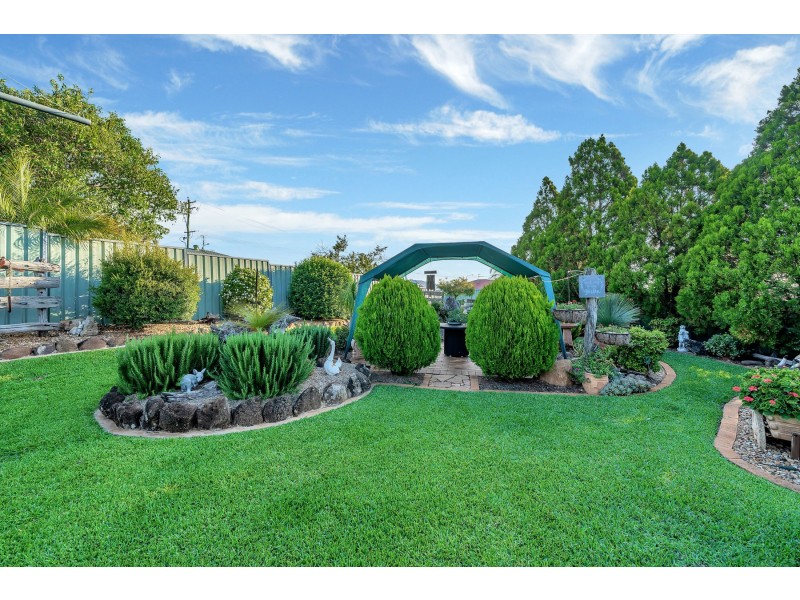2 Bowden Court, Darling Heights QLD 4350