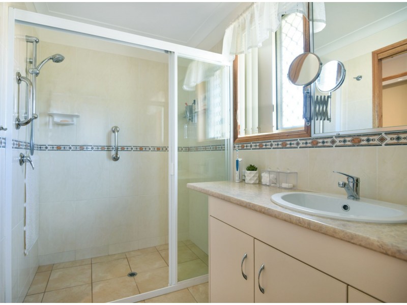 5 Corella Street, Meringandan West QLD 4352