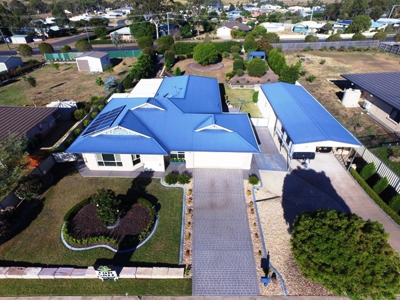 5 Corella Street, Meringandan West QLD 4352