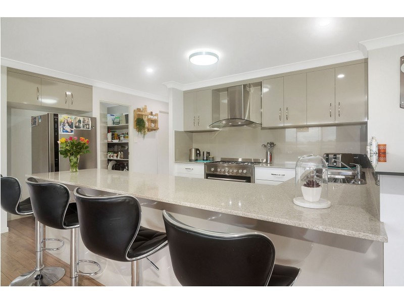 7 Monarch Street, Meringandan West QLD 4352