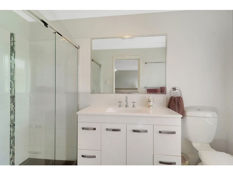 7 Monarch Street, Meringandan West QLD 4352