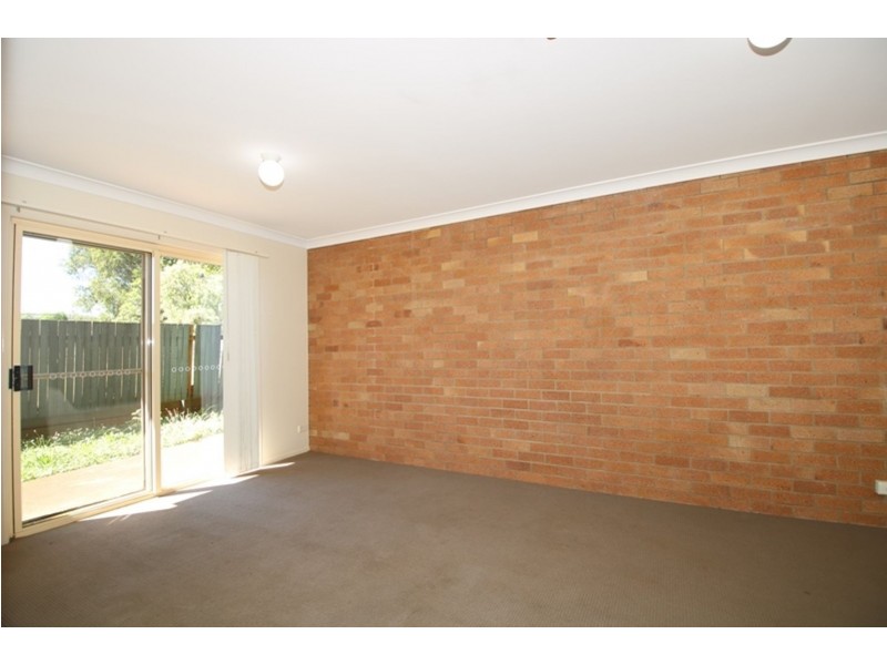 12/248 James Street, Harristown QLD 4350