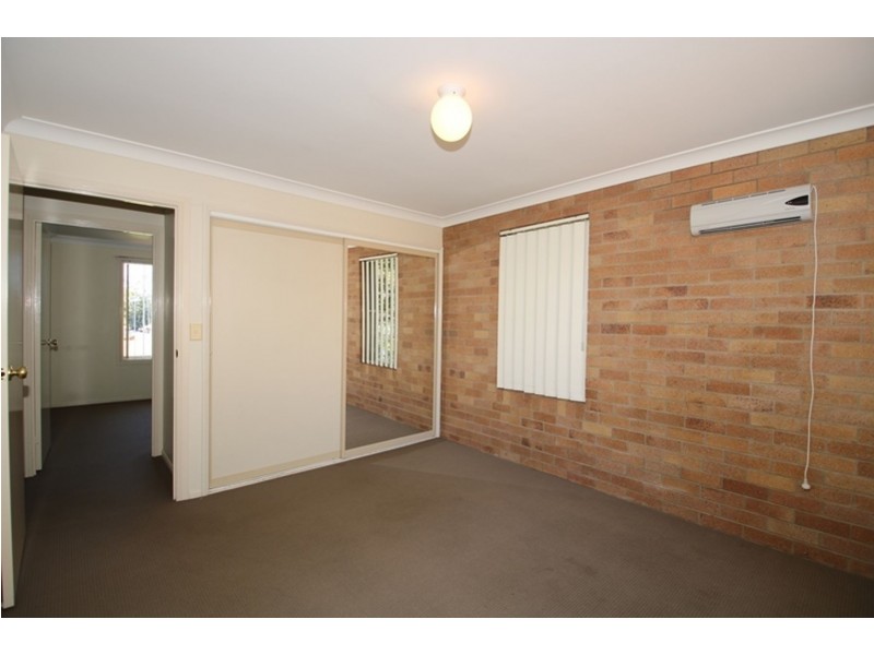 12/248 James Street, Harristown QLD 4350
