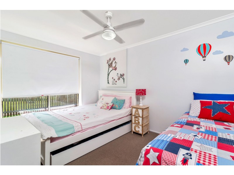 19 Bouganvillea Drive, Middle Ridge QLD 4350