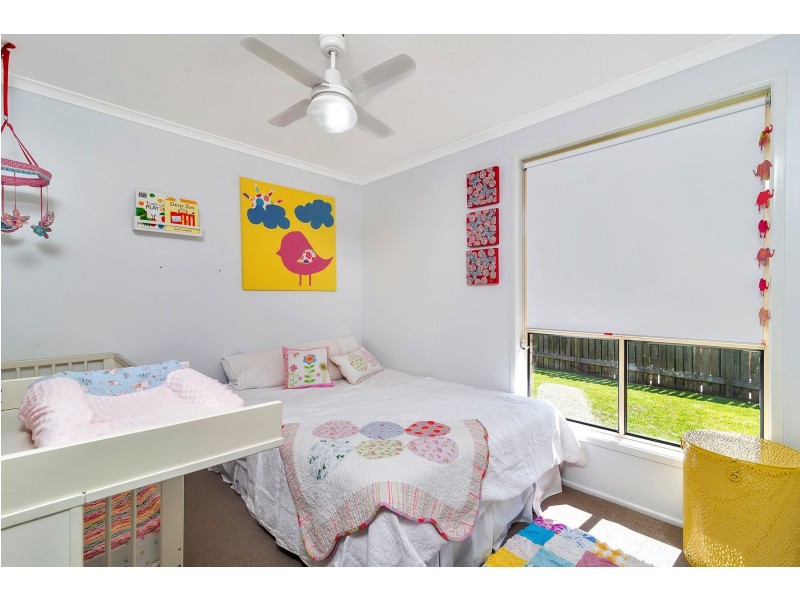 19 Bouganvillea Drive, Middle Ridge QLD 4350