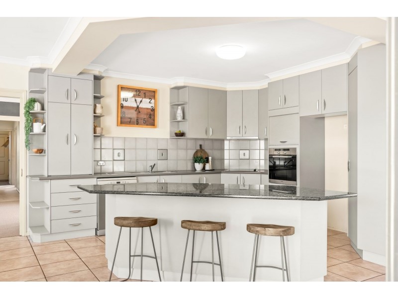 50 McIntosh Street, Westbrook QLD 4350