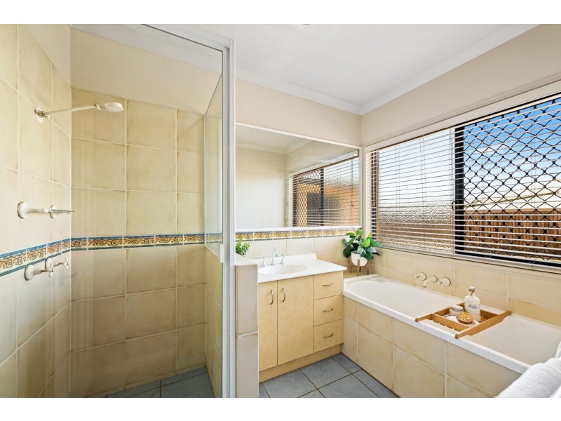 50 McIntosh Street, Westbrook QLD 4350