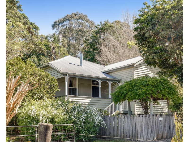 40 Happy Valley Road, Cabarlah QLD 4352