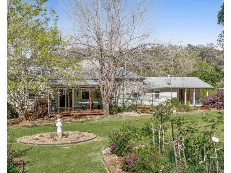 40 Happy Valley Road, Cabarlah QLD 4352