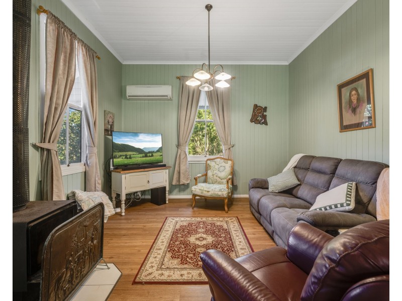 40 Happy Valley Road, Cabarlah QLD 4352