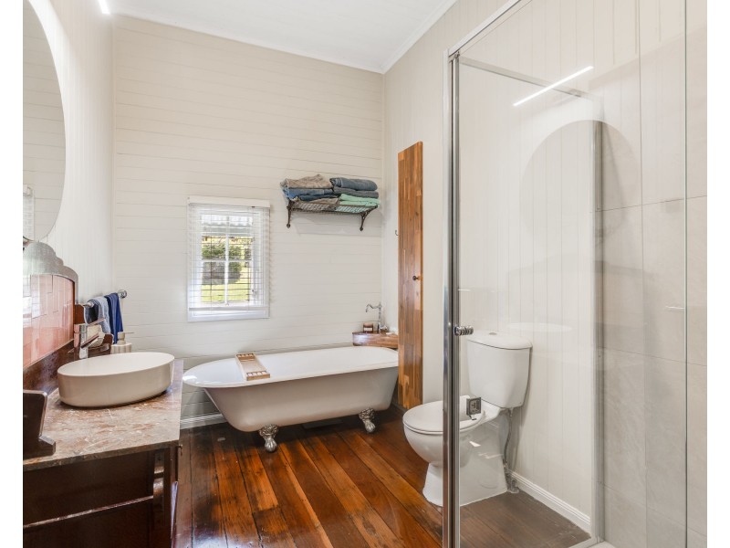 40 Happy Valley Road, Cabarlah QLD 4352