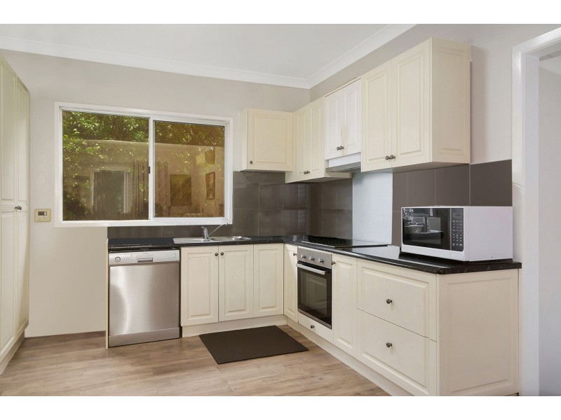 2 Nathan Street, Newtown QLD 4350