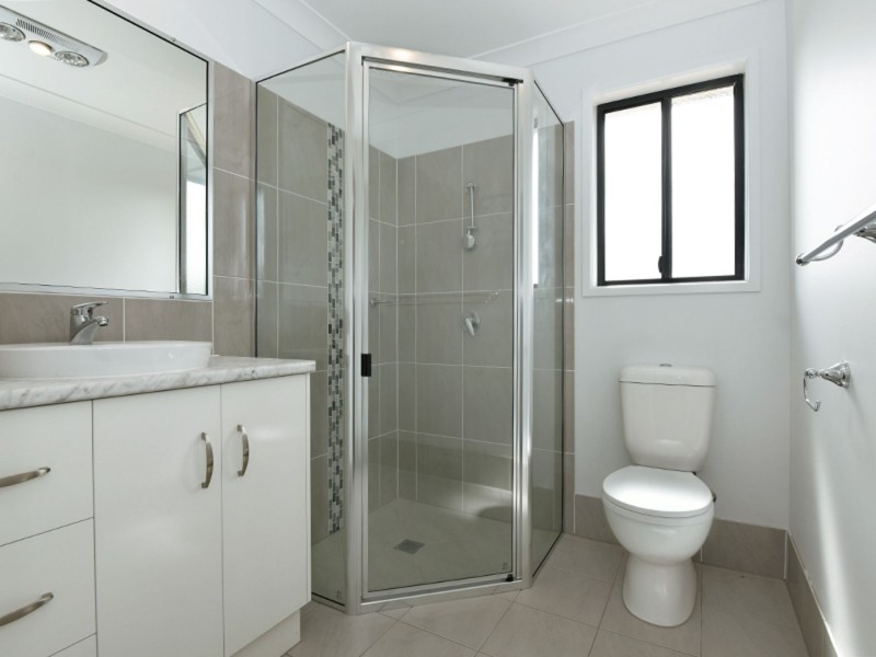 6 Pascoe Lane, Harlaxton QLD 4350