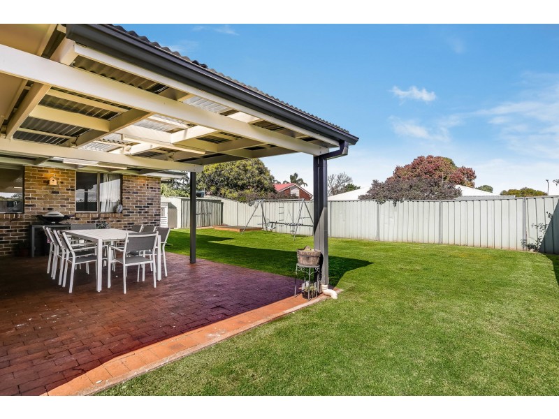 14 Honeysuckle Drive, Glenvale QLD 4350