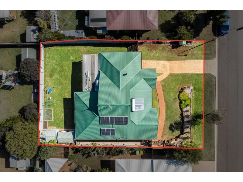 14 Honeysuckle Drive, Glenvale QLD 4350