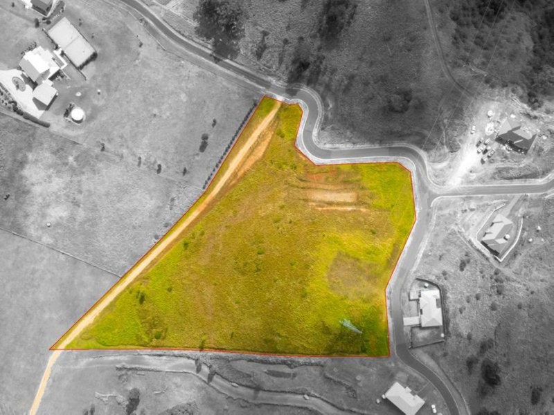 30 Charlotte Drive, Hampton QLD 4352