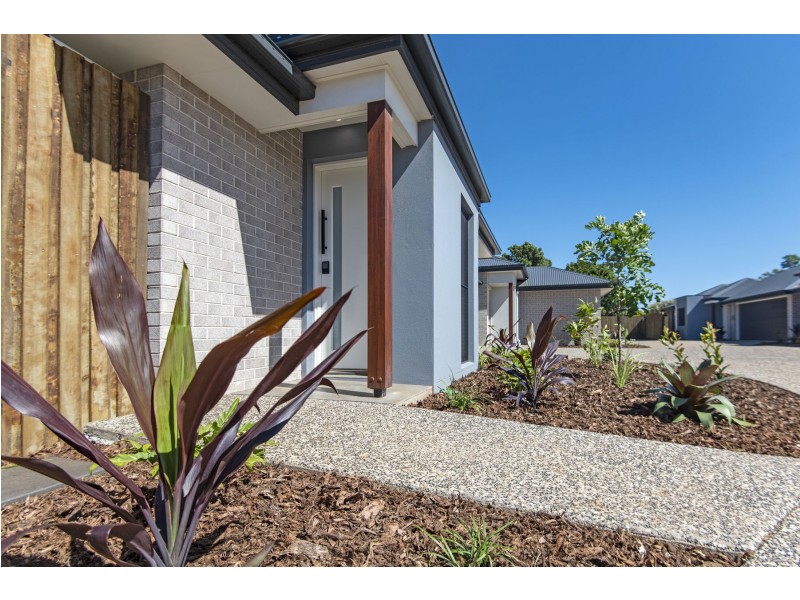 27 McGregor Street, Wilsonton QLD 4350