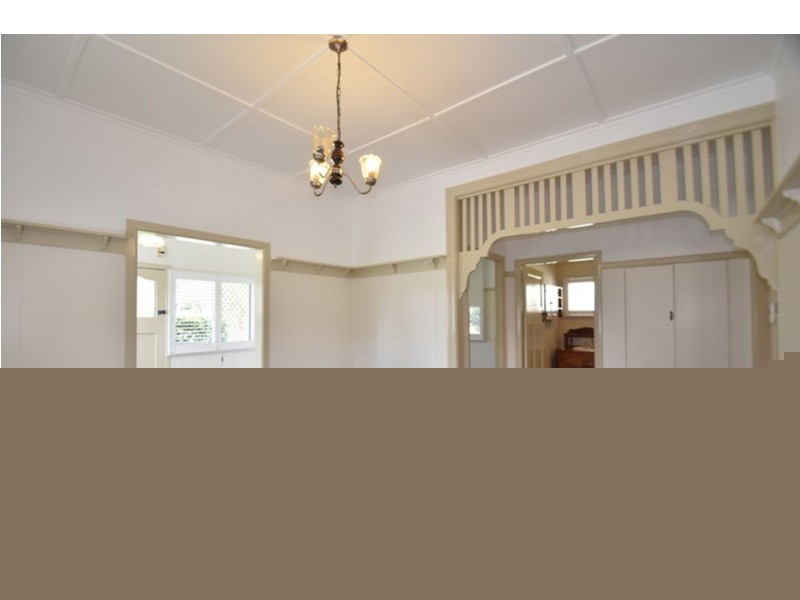 19 Weetwood Street, Newtown QLD 4350