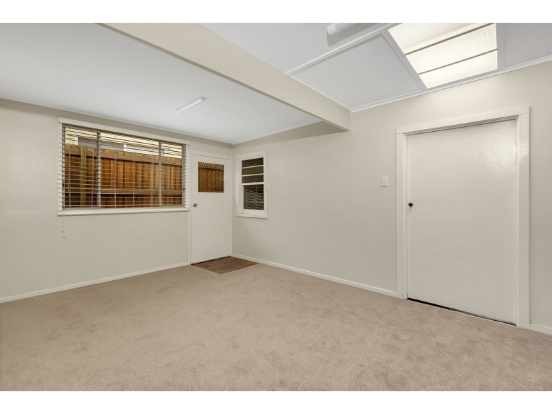 460 Alderley Street, Harristown QLD 4350