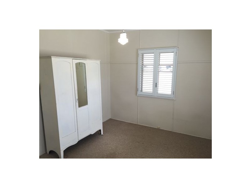 53 Long Street, Rangeville QLD 4350