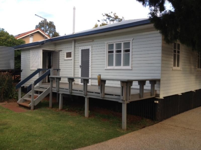 53 Long Street, Rangeville QLD 4350